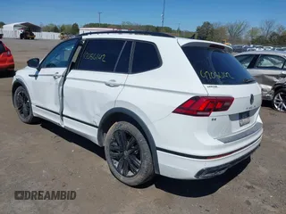 2022 Volkswagen Tiguan SE R-Line Black с VIN 3VV8B7AXXNM095478, выставлен на аукционе IAAI как лот 42056142 с пробегом 24 609 миль миль и . История ставок и продаж доступна на DreamBid. Изображение 3.