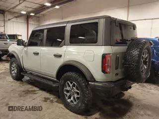 2021 Ford Bronco z VIN 1FMEE5DP0MLA64549, wystawiony jako IAAI lot #41719646 z przebiegiem 33 089 mil mil oraz . Historia ofert i sprzedaży dostępna na DreamBid. Obrazek 3.