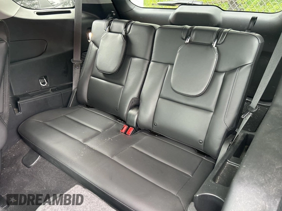 2023 Ford Explorer XLT with VIN 1FMSK8DH3PGB14248, listed as a IAAI auction lot 42842415 with 32,092 mi miles and . Bid and sale history available at DreamBid. Image 7.