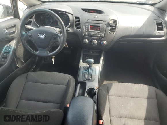 2016 Kia Forte LX z VIN KNAFK4A68G5543007, wystawiony jako Copart lot #56018925 z przebiegiem 102 047 mil mil oraz Nie do naprawy • Non repairable. Historia ofert i sprzedaży dostępna na DreamBid. Obrazek 8.