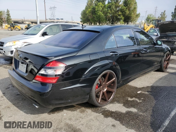 2007 Mercedes-Benz S 550 with VIN WDDNG71XX7A103152, listed as a Copart auction lot 60936705 with 106,127 mi miles and Salvage title. Bid and sale history available at DreamBid. Image 3.