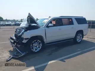 2017 GMC Yukon XL SLT with VIN 1GKS2GKC8HR384902, listed as a IAAI auction lot 39649419 with 27,260 mi miles. Bid and sale history available at carsss.com. Image 2.