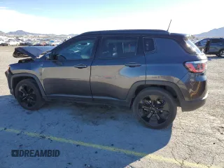 2020 Jeep Compass Latitude with VIN 3C4NJCBB3LT129392, listed as a Copart auction lot 46536425 with 86,197 mi miles and Salvage Title. Bid and sale history available at carsss.com. Image 2.