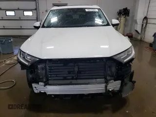 2023 Audi Q7 Premium with VIN WA1AXBF78PD001698, listed as a Copart auction lot 72674504 with 38,655 mi miles and Salvage title. Bid and sale history available at DreamBid. Image 5.