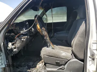 2003 Chevrolet Silverado 1500HD LS z VIN 1GCGC13U93F222290, wystawiony jako Copart lot #52921565 z przebiegiem Nie podano mil oraz Szkoda całkowita • Salvage title. Historia ofert i sprzedaży dostępna na DreamBid. Obrazek 7.