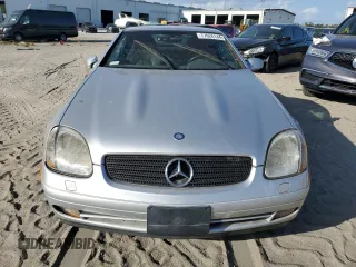 1998 Mercedes-Benz SLK-Class with VIN WDBKK47F6WF059935, listed as a Copart auction lot 77026144 with 0 mi miles and Non Repairable. Bid and sale history available at carsss.com. Image 5.