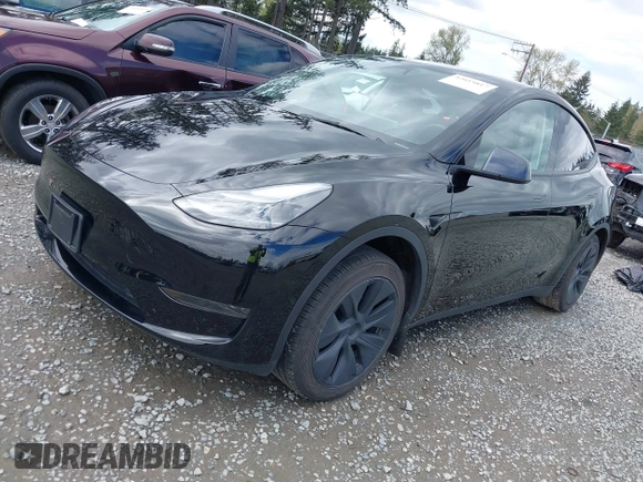 2024 Tesla Model Y with VIN 7SAYGDED3RF119101, listed as a IAAI auction lot 42019817 with 35,714 mi miles and . Bid and sale history available at DreamBid. Image 19.