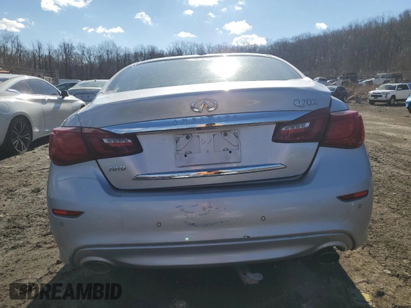 2015 Infiniti Q70 z VIN JN1BY1AR4FM560130, wystawiony jako Copart lot #46022855 z przebiegiem Nie podano mil oraz Szkoda całkowita • Salvage title. Historia ofert i sprzedaży dostępna na DreamBid. Obrazek 6.