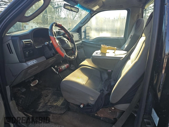 2007 Ford F-450 with VIN 1FDXF47P77EA65475, listed as a Copart auction lot 44813795 with 100,915 mi miles and Clean title. Bid and sale history available at DreamBid. Image 9.