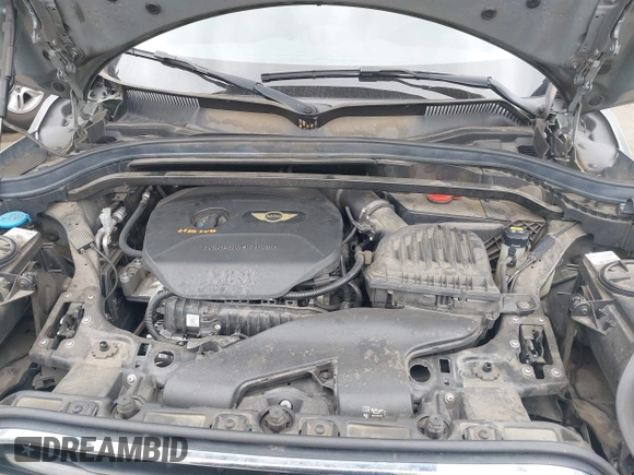 2017 MINI Countryman Cooper with VIN WMZYS7C34H3E06629, listed as a IAAI auction lot 42193989 with 113,920 mi miles and . Bid and sale history available at DreamBid. Image 10.