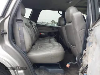 2002 Chevrolet Tahoe LS with VIN 1GNEK13Z12R307523, listed as a IAAI auction lot 41979897 with 196,180 mi miles. Bid and sale history available at carsss.com. Image 8.