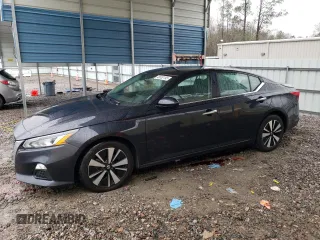 2021 Nissan Altima SV with VIN 1N4BL4DV2MN390188, listed as a Copart auction lot 48052195 with 76,541 mi miles and Salvage title. Bid and sale history available at DreamBid. Image 1.