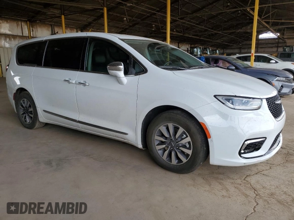 2022 Chrysler Pacifica Hybrid Limited with VIN 2C4RC1S74NR123134, listed as a Copart auction lot 57906795 with 75,648 mi miles and Salvage title. Bid and sale history available at DreamBid. Image 4.