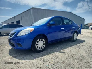2013 Nissan Versa SV with VIN 3N1CN7AP2DL873439, listed as a Copart auction lot 64795455 with 90,532 mi miles and Clean title. Bid and sale history available at DreamBid. Image 1.