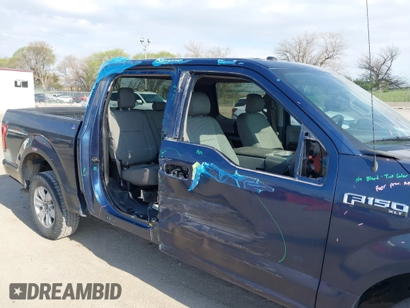 2016 Ford F-150 XLT z VIN 1FTEW1E85GFC44288, wystawiony jako IAAI lot #42080711 z przebiegiem 204 423 mil mil oraz . Historia ofert i sprzedaży dostępna na DreamBid. Obrazek 6.