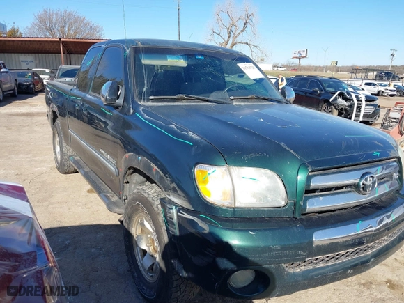 2004 Toyota Tundra SR5 with VIN 5TBRT34114S448987, listed as a IAAI auction lot 41763720 with 228,203 mi miles. Bid and sale history available at carsss.com. Image 1.
