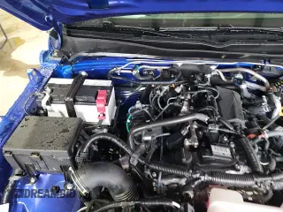 2025 Toyota Tacoma SR5 with VIN 3TMKB5FN4SM042285, listed as a Copart auction lot 70826095 with 252 mi miles and Salvage title. Bid and sale history available at DreamBid. Image 16.