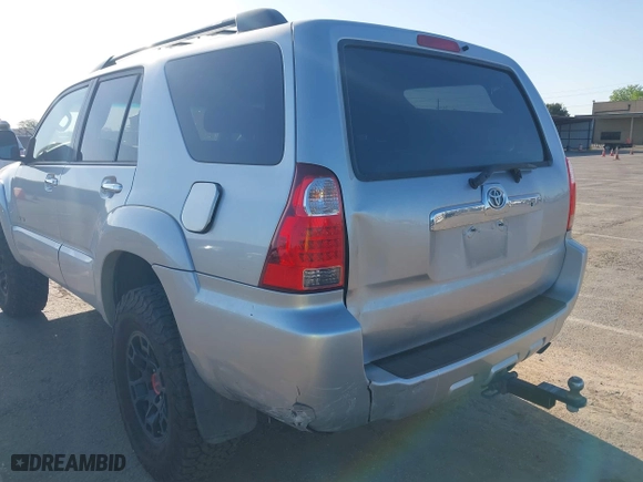 2007 Toyota 4Runner SR5 with VIN JTEBU14R178090309, listed as a IAAI auction lot 42030895 with 262,016 mi miles. Bid and sale history available at carsss.com. Image 6.