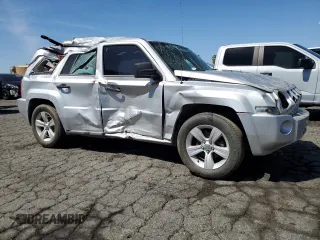2009 Jeep Patriot Sport z VIN 1J4FT28A59D167643, wystawiony jako Copart lot #49856125 z przebiegiem 186 838 mil mil oraz Szkoda całkowita • Salvage title. Historia ofert i sprzedaży dostępna na DreamBid. Obrazek 4.