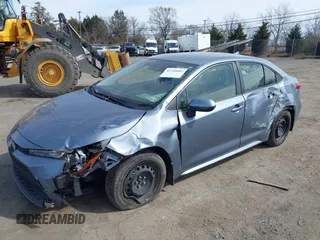 2022 Toyota Corolla LE with VIN JTDEPMAE4NJ220312, listed as a IAAI auction lot 41705083 with 37,260 mi miles. Bid and sale history available at carsss.com. Image 17.