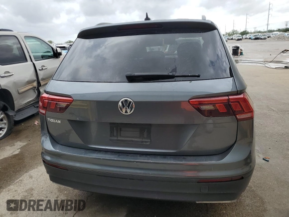 2021 Volkswagen Tiguan S z VIN 3VV1B7AX6MM150458, wystawiony jako Copart lot #51954435 z przebiegiem 66 137 mil mil oraz Szkoda całkowita • Salvage title. Historia ofert i sprzedaży dostępna na DreamBid. Obrazek 6.