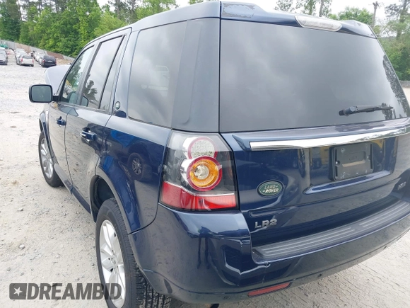 2013 Land Rover LR2 with VIN SALFR2BG3DH365861, listed as a IAAI auction lot 42154803 with 133,387 mi miles and . Bid and sale history available at DreamBid. Image 3.