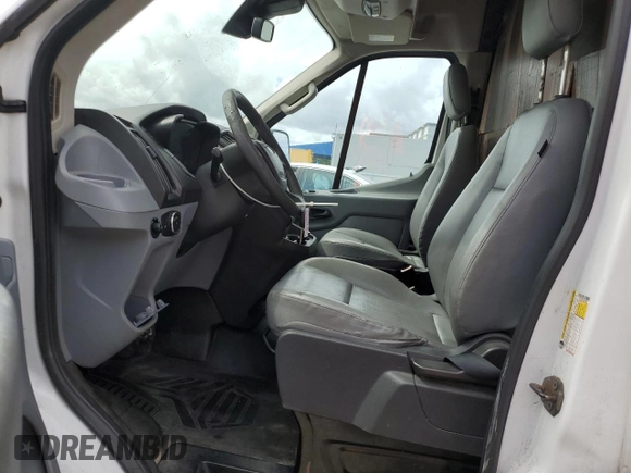2017 Ford Transit z VIN 1FTYR2CM7HKA08891, wystawiony jako Copart lot #61787755 z przebiegiem 149 439 mil mil oraz Szkoda całkowita • Salvage title. Historia ofert i sprzedaży dostępna na DreamBid. Obrazek 7.