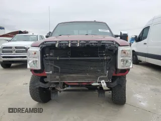 2015 Ford F-350 Platinum z VIN 1FT8W3BTXFEB43009, wystawiony jako Copart lot #44359255 z przebiegiem 117 264 mil mil oraz Szkoda całkowita • Salvage title. Historia ofert i sprzedaży dostępna na DreamBid. Obrazek 5.