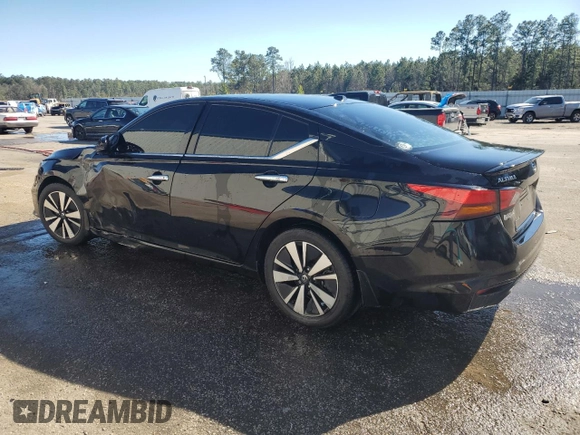 2019 Nissan Altima 2.5 SV with VIN 1N4BL4DV0KC138562, listed as a Copart auction lot 48052715 with 109,492 mi miles and Salvage Title. Bid and sale history available at carsss.com. Image 2.