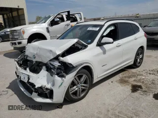 2016 BMW X1 xDrive28i z VIN WBXHT3C38GP888096, wystawiony jako Copart lot #52752255 z przebiegiem 115 084 mil mil oraz Szkoda całkowita • Salvage title. Historia ofert i sprzedaży dostępna na DreamBid. Obrazek 1.