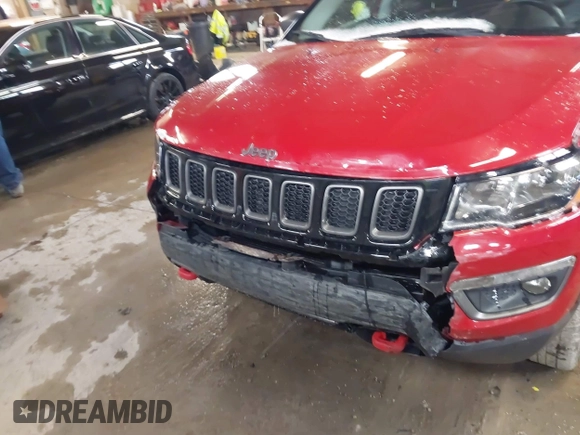 2018 Jeep Compass Trailhawk with VIN 3C4NJDDB5JT307366, listed as a IAAI auction lot 41839273 with 103,585 mi miles and . Bid and sale history available at carsss.com. Image 6.