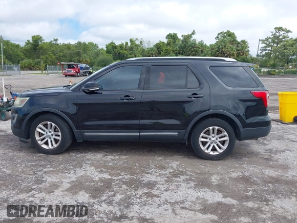 2016 Ford Explorer XLT with VIN 1FM5K7D82GGA56690, listed as a IAAI auction lot 42243511 with 136,756 mi miles and . Bid and sale history available at DreamBid. Image 14.