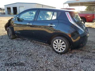 2015 Nissan LEAF SV with VIN 1N4AZ0CPXFC332849, listed as a Copart auction lot 47078555 with 77,339 mi miles and Salvage Title. Bid and sale history available at carsss.com. Image 2.