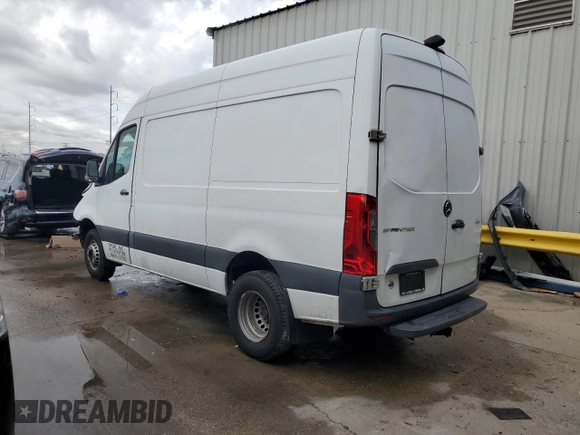 2020 Mercedes-Benz Sprinter with VIN W1W5EBHYXLP206133, listed as a Copart auction lot 46140455 with 125,669 mi miles and Salvage Title. Bid and sale history available at DreamBid. Image 2.