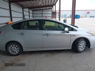 2013 Toyota Prius with VIN JTDKN3DP8D3043430, listed as a IAAI auction lot 42484200 with 247,835 mi miles and . Bid and sale history available at DreamBid. Image 13.