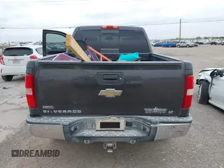 2010 Chevrolet Silverado 1500 LT with VIN 3GCRCSE0XAG228684, listed as a IAAI auction lot 40975818 with 264,129 mi miles and . Bid and sale history available at DreamBid. Image 15.