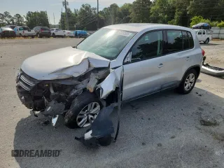 2012 Volkswagen Tiguan SE с VIN WVGAV7AXXCW606008, выставлен на аукционе Copart как лот 62232655 с пробегом 184 316 миль миль и Списание • Salvage title. История ставок и продаж доступна на DreamBid. Изображение 1.