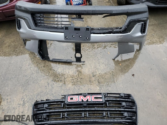 2025 GMC Acadia AWD Elevation z VIN 1GKENNRS3SJ144278, wystawiony jako Copart lot #50123705 z przebiegiem 3 539 mil mil oraz Szkoda całkowita • Salvage title. Historia ofert i sprzedaży dostępna na DreamBid. Obrazek 13.