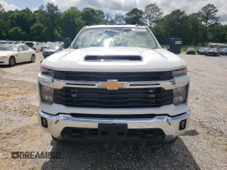 2024 Chevrolet Silverado 3500HD LT z VIN 1GC4YTEY7RF281802, wystawiony jako Copart lot #58908595 z przebiegiem 11 656 mil mil oraz Tytuł czysty. Historia ofert i sprzedaży dostępna na DreamBid. Obrazek 5.