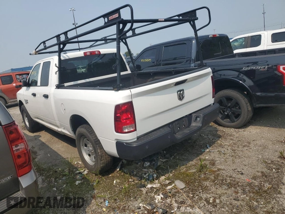 2023 Ram 1500 Tradesman z VIN 1C6RR7FG3PS524260, wystawiony jako Copart lot #58727945 z przebiegiem 21 169 mil mil oraz Czysty tytuł • Clean title. Historia ofert i sprzedaży dostępna na DreamBid. Obrazek 2.