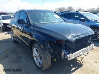 2015 Audi Q5 Premium Plus with VIN WA1DGAFP5FA054124, listed as a IAAI auction lot 41890802 with 121,860 mi miles. Bid and sale history available at carsss.com. Image 1.