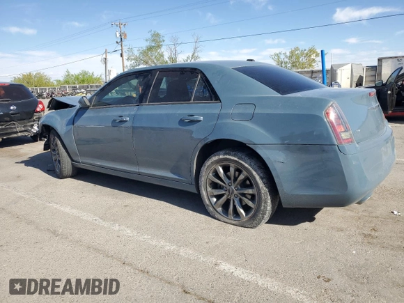 2014 Chrysler 300 S z VIN 2C3CCAGG1EH342092, wystawiony jako Copart lot #53581145 z przebiegiem 118 538 mil mil oraz Szkoda całkowita • Salvage title. Historia ofert i sprzedaży dostępna na DreamBid. Obrazek 2.