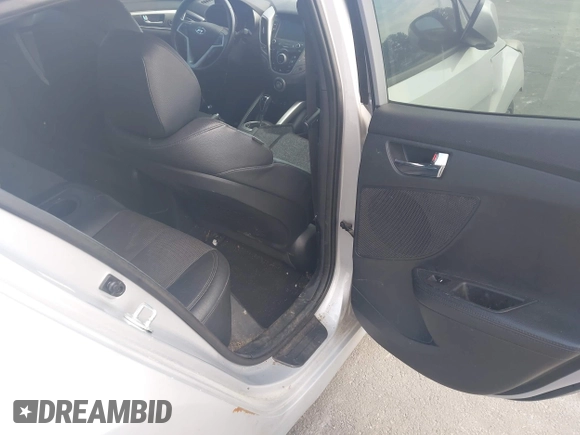 2016 Hyundai Veloster with VIN KMHTC6AD8GU301395, listed as a IAAI auction lot 42634620 with 115,551 mi miles and . Bid and sale history available at DreamBid. Image 8.