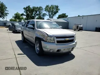 2007 Chevrolet Avalanche 1LT z VIN 3GNFK12317G159012, wystawiony jako Copart lot #57343635 z przebiegiem 181 845 mil mil oraz Szkoda całkowita • Salvage title. Historia ofert i sprzedaży dostępna na DreamBid. Obrazek 13.