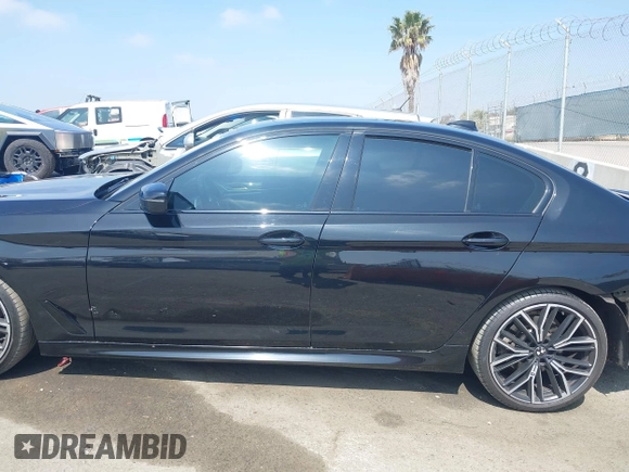 2022 BMW 5 Series 530i с VIN WBA53BH07NWX62224, выставлен на аукционе IAAI как лот 42348984 с пробегом 120 937 миль миль и . История ставок и продаж доступна на DreamBid. Изображение 15.