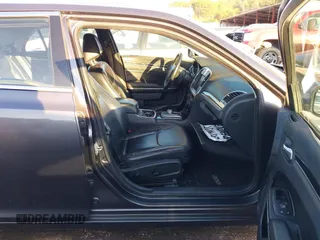 2016 Chrysler 300 Limited with VIN 2C3CCAAG5GH151450, listed as a IAAI auction lot 41253553 with 146,669 mi miles. Bid and sale history available at carsss.com. Image 5.