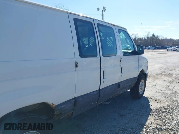 2008 Ford Econoline Cargo Commercial with VIN 1FTNE24W58DA33999, listed as a IAAI auction lot 41738201 with 220,021 mi miles and . Bid and sale history available at carsss.com. Image 6.