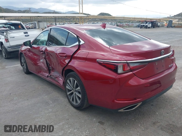 2019 Lexus ES with VIN 58ABZ1B15KU023025, listed as a IAAI auction lot 41913830 with 49,694 mi miles. Bid and sale history available at carsss.com. Image 3.