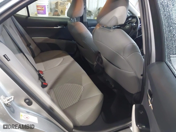 2018 Toyota Camry LE with VIN 4T1B11HK3JU113318, listed as a IAAI auction lot 41972881 with 76,420 mi miles. Bid and sale history available at carsss.com. Image 8.