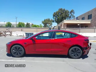2025 Tesla Model 3 Long Range with VIN 5YJ3E1EA6SF917745, listed as a IAAI auction lot 42533673 with 7,305 mi miles and . Bid and sale history available at DreamBid. Image 14.